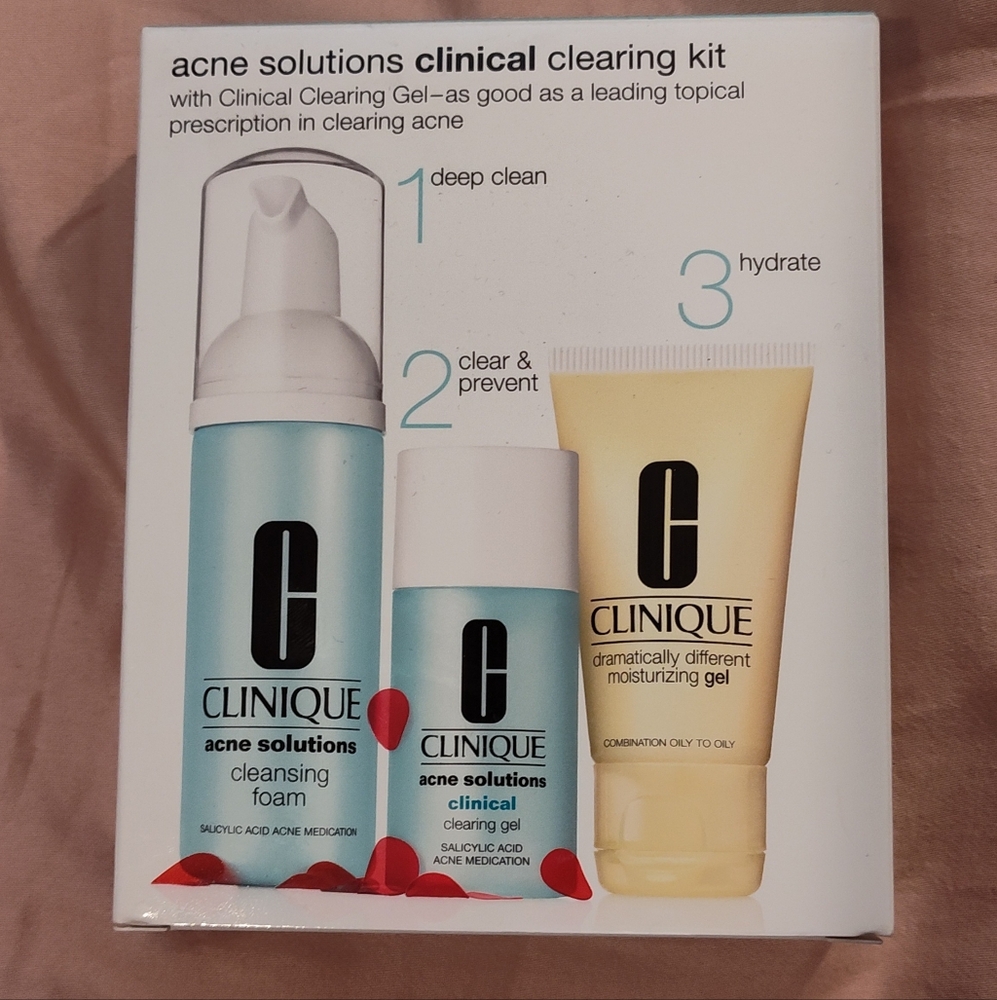 NWT! CLINIQUE Acne Solutions Set